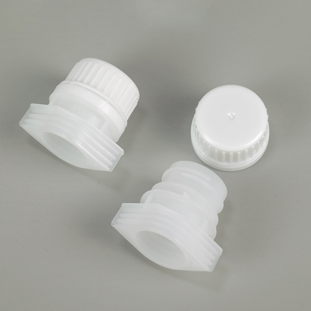 RD-168 22 mm Plastic Spout Cap