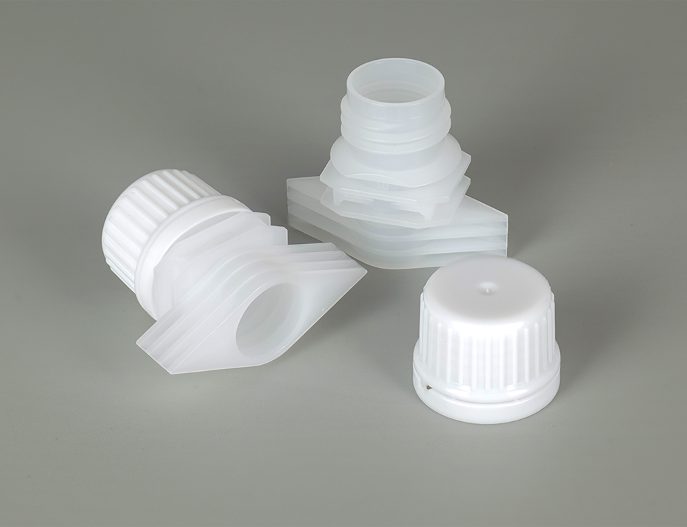 RD-169 16 mm Plastic Spout Cap