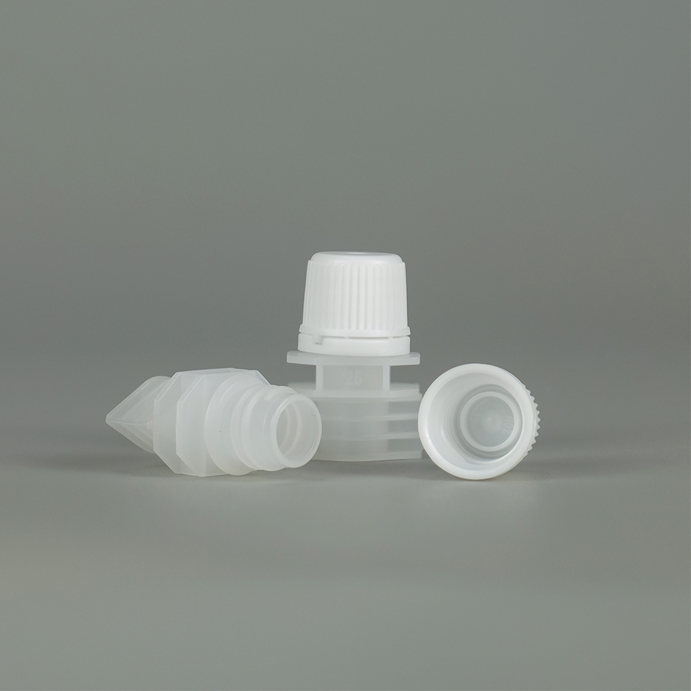 RD-192 8 mm Plastic Spout Cap